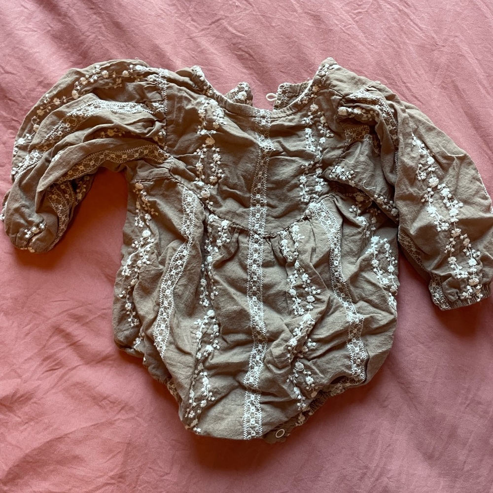 Boho baby girl linen onesie